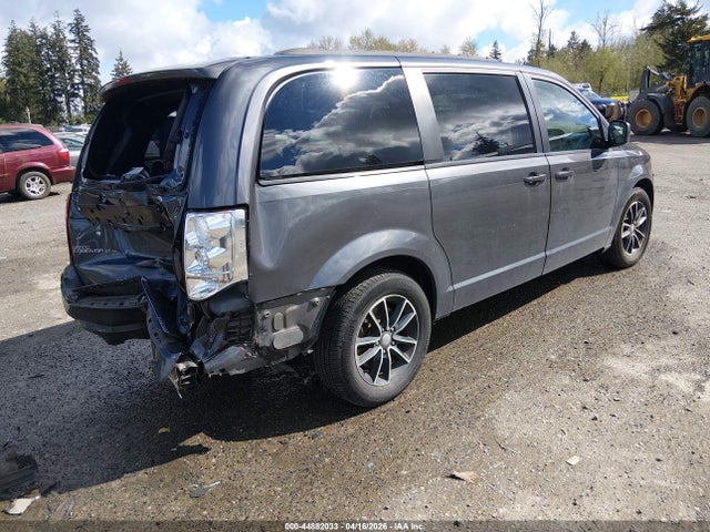 2C4RDGEG6JR147442 Dodge Grand Caravan Gt