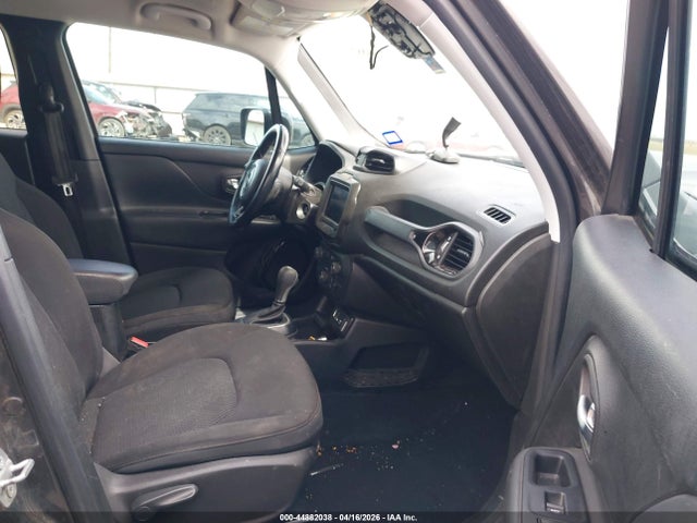 2018 Jeep Renegade Altitude Fwd მანქანა იყიდება აუქციონზე, vin: ZACCJABB9JPH68733, აუქციონის ნომერი: 44882038