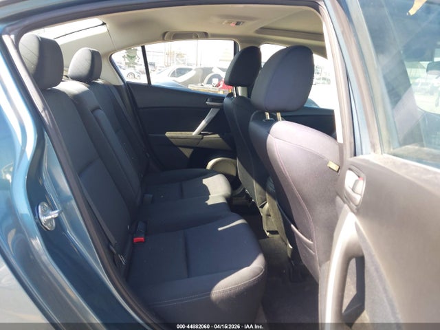 2011 Mazda Mazda3 S Sport მანქანა იყიდება აუქციონზე, vin: JM1BL1U65B1400928, აუქციონის ნომერი: 44882060