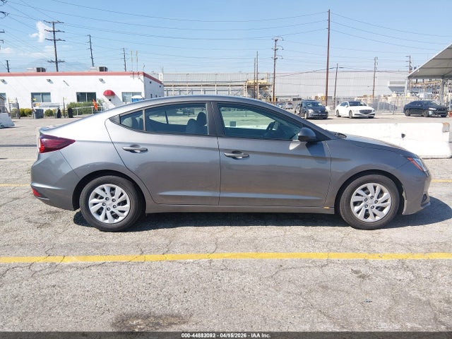 Hyundai ELANTRA SE 2019 5NPD74LF7KH497056 Image 14