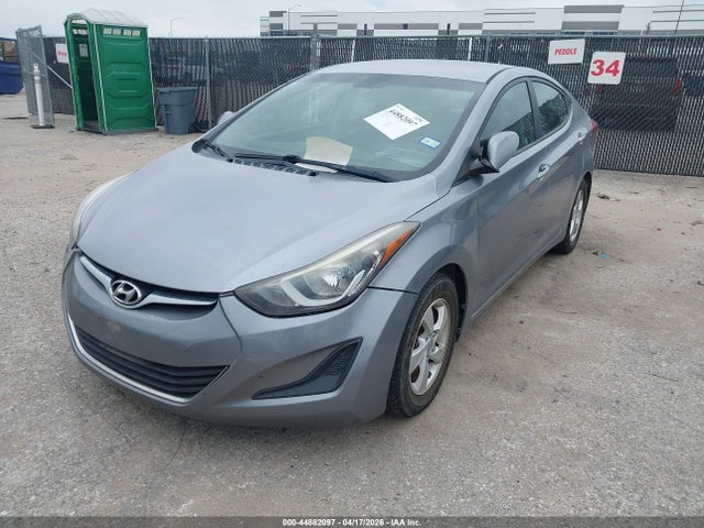 Продажа на аукционе авто 2015 Hyundai Elantra Se, vin: 5NPDH4AE1FH600226, номер лота: 44882097