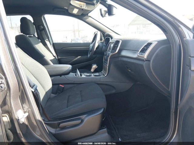 2017 JEEP GRAND CHEROKEE 1C4RJEAGXHC855814 Photo 4