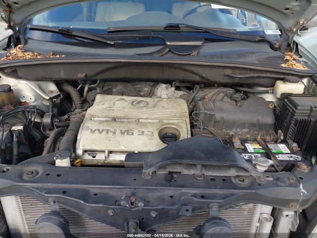 44882102 :رقم المزاد ، 2T2GA31U25C026137 vin ، 2005 Lexus Rx 330 مزاد بيع