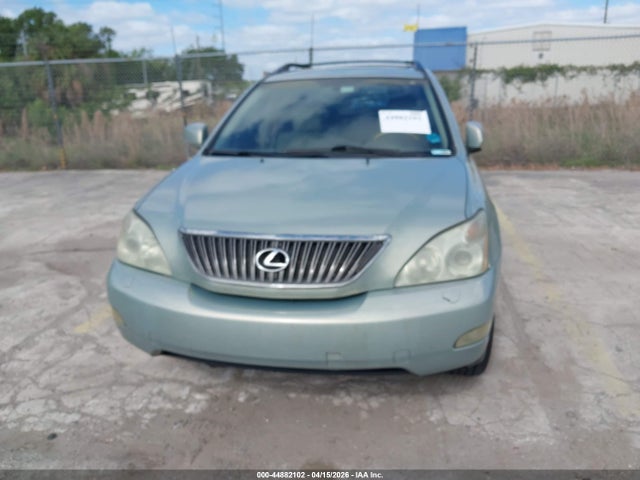 44882102 :رقم المزاد ، 2T2GA31U25C026137 vin ، 2005 Lexus Rx 330 مزاد بيع