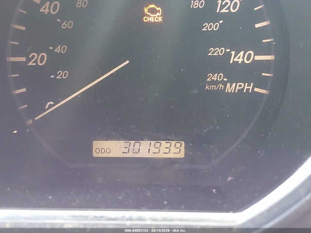 44882102 :رقم المزاد ، 2T2GA31U25C026137 vin ، 2005 Lexus Rx 330 مزاد بيع