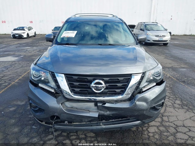 44882106 :رقم المزاد ، 5N1DR2MM8KC640163 vin ، 2019 Nissan Pathfinder Platinum مزاد بيع