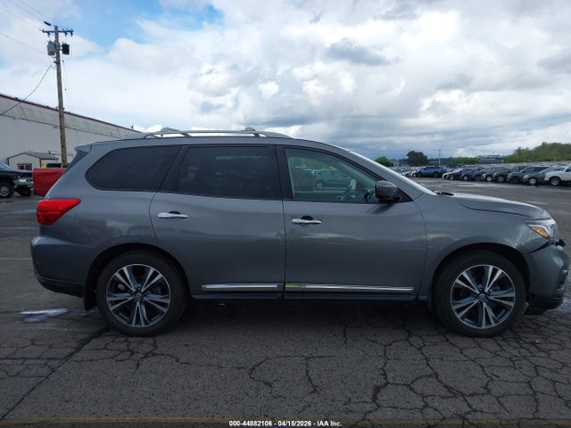 44882106 :رقم المزاد ، 5N1DR2MM8KC640163 vin ، 2019 Nissan Pathfinder Platinum مزاد بيع