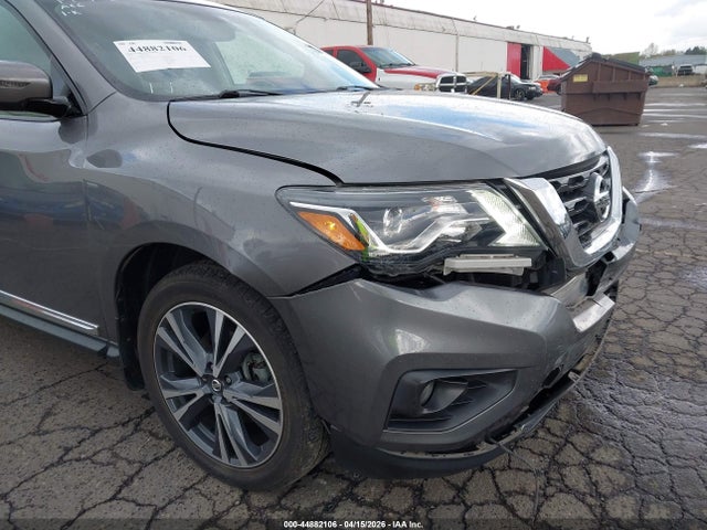44882106 :رقم المزاد ، 5N1DR2MM8KC640163 vin ، 2019 Nissan Pathfinder Platinum مزاد بيع