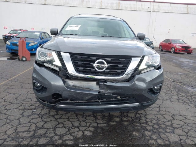 44882106 :رقم المزاد ، 5N1DR2MM8KC640163 vin ، 2019 Nissan Pathfinder Platinum مزاد بيع