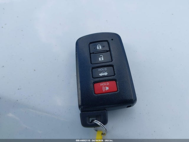 2T1BURHE8FC299818 Toyota Corolla S Premium