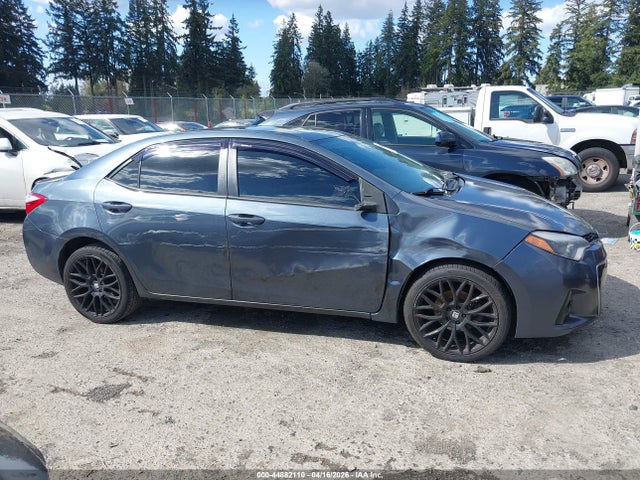 2T1BURHE8FC299818 Toyota Corolla S Premium