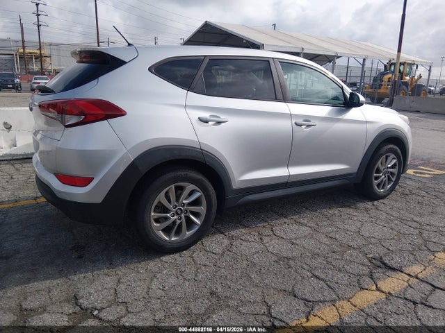2018 HYUNDAI TUCSON KM8J23A49JU698633 Photo 3