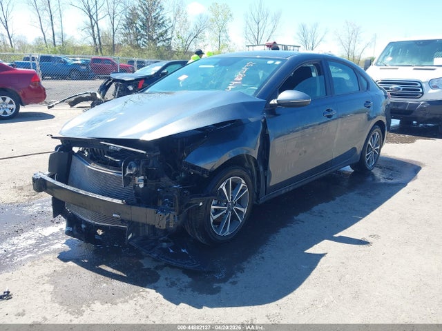 2024 Kia Forte Lxs მანქანა იყიდება აუქციონზე, vin: 3KPF24AD1RE800811, აუქციონის ნომერი: 44882137