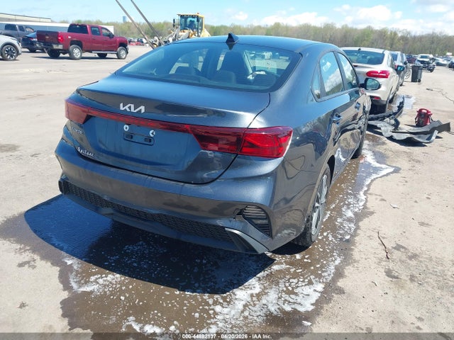2024 Kia Forte Lxs მანქანა იყიდება აუქციონზე, vin: 3KPF24AD1RE800811, აუქციონის ნომერი: 44882137