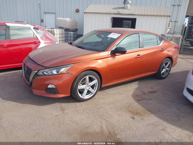 1N4BL4CV6NN349565 Nissan Altima Sr Fwd