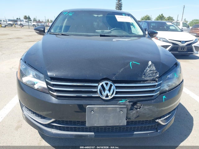 2012 Volkswagen Passat 2.5l Se მანქანა იყიდება აუქციონზე, vin: 1VWBP7A32CC009093, აუქციონის ნომერი: 44882157