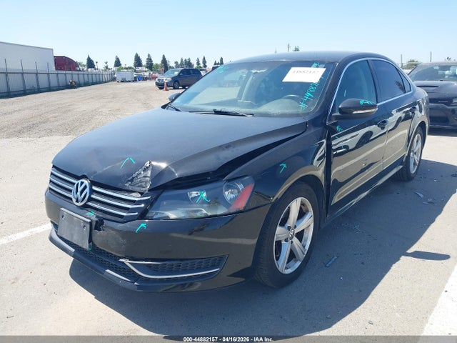 2012 Volkswagen Passat 2.5l Se მანქანა იყიდება აუქციონზე, vin: 1VWBP7A32CC009093, აუქციონის ნომერი: 44882157