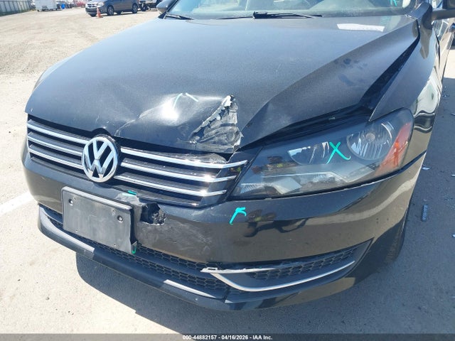 2012 Volkswagen Passat 2.5l Se მანქანა იყიდება აუქციონზე, vin: 1VWBP7A32CC009093, აუქციონის ნომერი: 44882157
