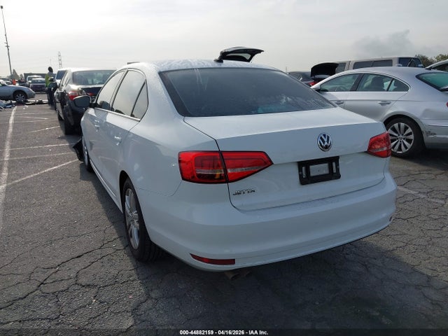3VW2K7AJ8FM216037 Volkswagen Jetta 2.0l S