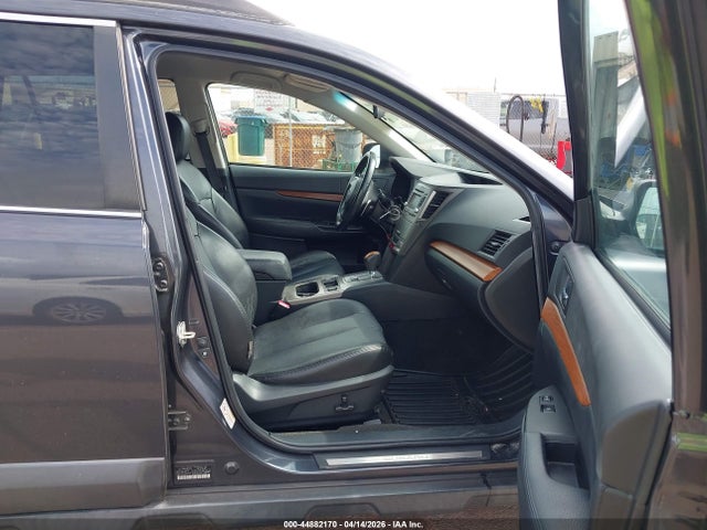2013 Subaru Outback 2.5i Limited მანქანა იყიდება აუქციონზე, vin: 4S4BRBJC3D3223670, აუქციონის ნომერი: 44882170