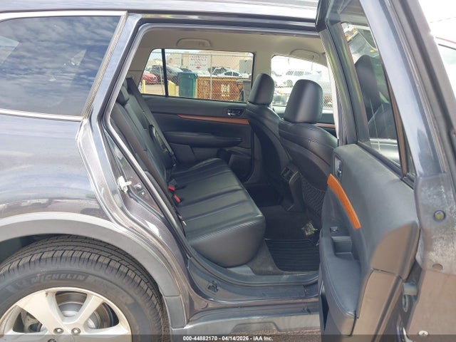 2013 Subaru Outback 2.5i Limited მანქანა იყიდება აუქციონზე, vin: 4S4BRBJC3D3223670, აუქციონის ნომერი: 44882170