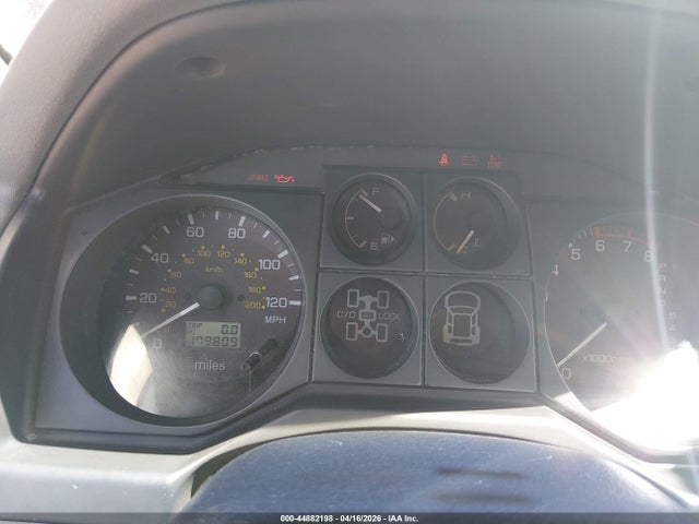 2002 MITSUBISHI MONTERO JA4MW51R32J008577 Photo 6