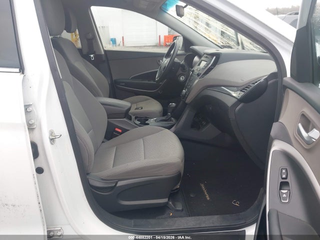44882201 :رقم المزاد ، 5XYZTDLB6GG368089 vin ، 2016 Hyundai Santa Fe Sport 2.4l مزاد بيع