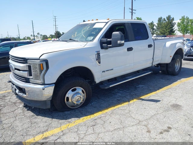 1FT8W3DT7KEF75788 Ford F-350 Xl
