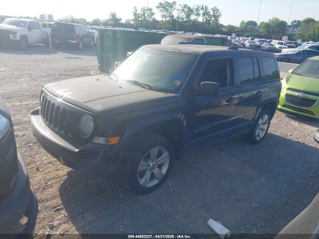 44882227 :رقم المزاد ، 1C4NJPFB0CD685392 vin ، 2012 Jeep Patriot Latitude مزاد بيع