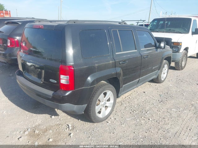 44882227 :رقم المزاد ، 1C4NJPFB0CD685392 vin ، 2012 Jeep Patriot Latitude مزاد بيع