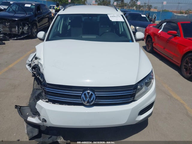 WVGBV7AX2HK023421 Volkswagen Tiguan 2.0t/2.0t S