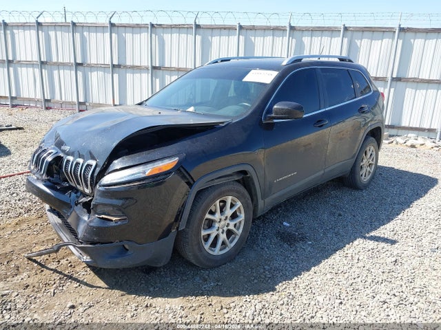 2016 Jeep Cherokee Latitude მანქანა იყიდება აუქციონზე, vin: 1C4PJMCB3GW341710, აუქციონის ნომერი: 44882248