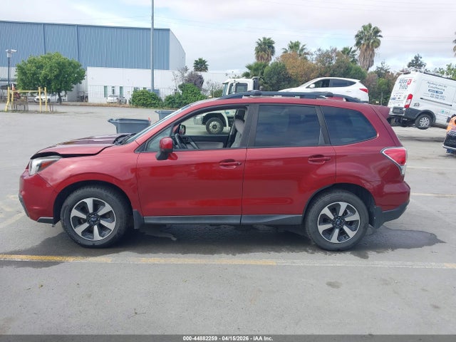 Subaru Forester 2.5i Premium 2017 JF2SJAGC2HH438870 Image 14