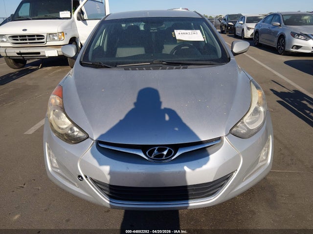 44882282 :رقم المزاد ، 5NPDH4AE0FH593852 vin ، 2015 Hyundai Elantra Se مزاد بيع