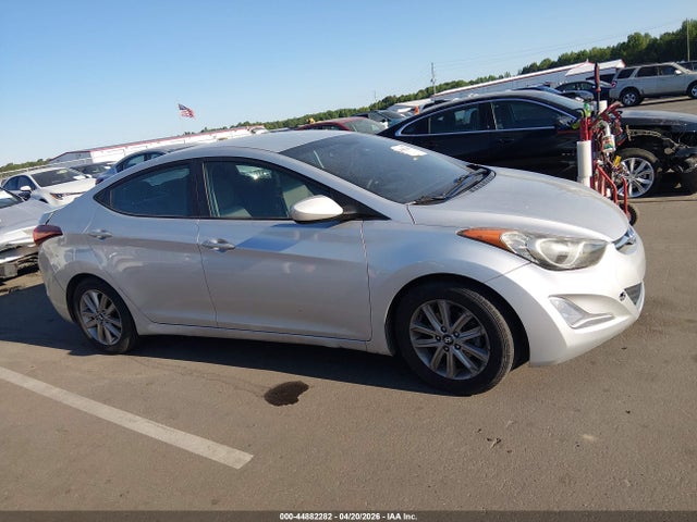 44882282 :رقم المزاد ، 5NPDH4AE0FH593852 vin ، 2015 Hyundai Elantra Se مزاد بيع