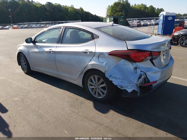 44882282 :رقم المزاد ، 5NPDH4AE0FH593852 vin ، 2015 Hyundai Elantra Se مزاد بيع