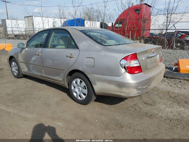 2004 TOYOTA CAMRY 4T1BE32K54U372647 Photo 2