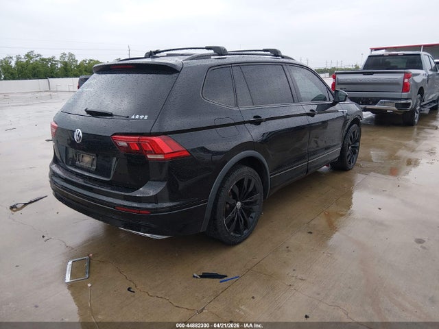 3VV3B7AXXMM077779 Volkswagen Tiguan 2.0t Se/2.0t Se R-line Black/2.0t Sel