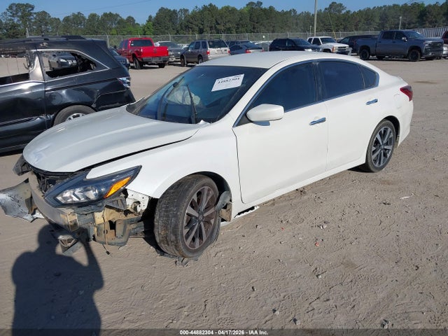 Aukcja sprzedaży 2017 Nissan Altima 2.5 Sr, vin: 1N4AL3AP9HC487529, numer aukcji: 44882304