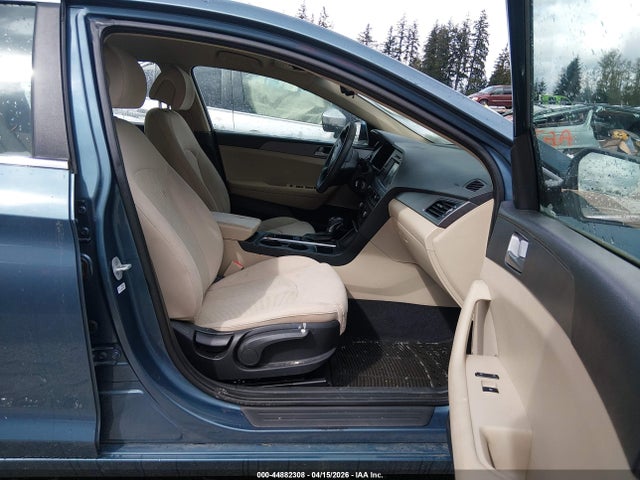 2016 HYUNDAI SONATA 5NPE24AF2GH385892 Photo 4