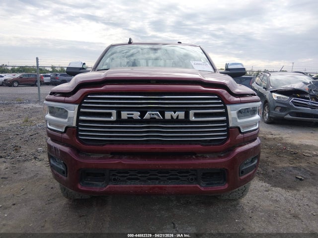 3C6UR5FL1NG148030 RAM 2500 Laramie 4x4 6&#039;4 Box
