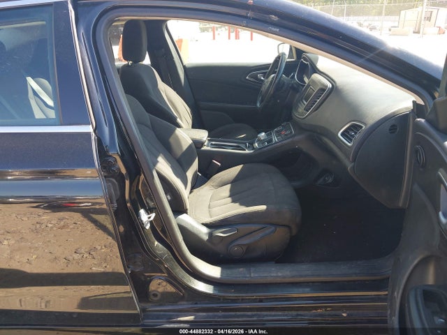 Продаж на аукціоні авто 2015 Chrysler 200 Limited, vin: 1C3CCCAB2FN603764, номер лоту: 44882332