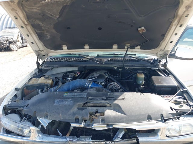 2002 Chevrolet Suburban 1500 Lt მანქანა იყიდება აუქციონზე, vin: 3GNFK16T42G232781, აუქციონის ნომერი: 44882351