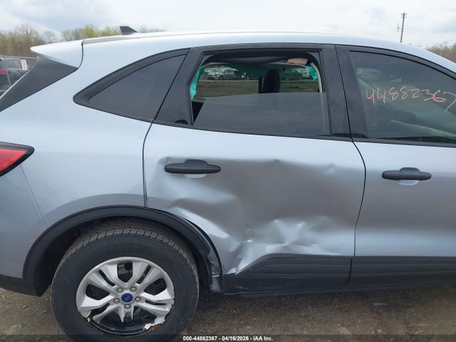 2022 Ford Escape S მანქანა იყიდება აუქციონზე, vin: 1FMCU9F60NUA94278, აუქციონის ნომერი: 44882367