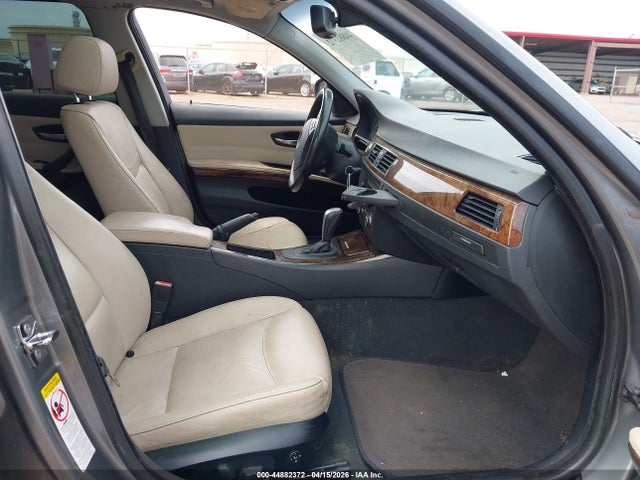 2009 BMW 328I WBAPH77509NM28651 Photo 4