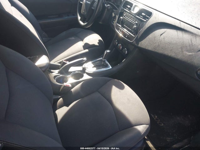 Продаж на аукціоні авто 2014 Chrysler 200 Lx, vin: 1C3CCBAG7EN164856, номер лоту: 44882377