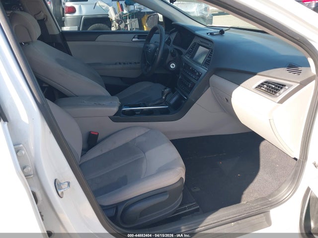 Продажа на аукционе авто 2017 Hyundai Sonata Se, vin: 5NPE24AF7HH562986, номер лота: 44882404