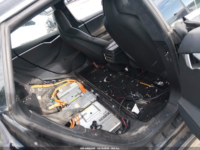 Продаж на аукціоні авто 2015 Tesla Model S 70d/85d/p85d, vin: 5YJSA4H24FFP76340, номер лоту: 44882406