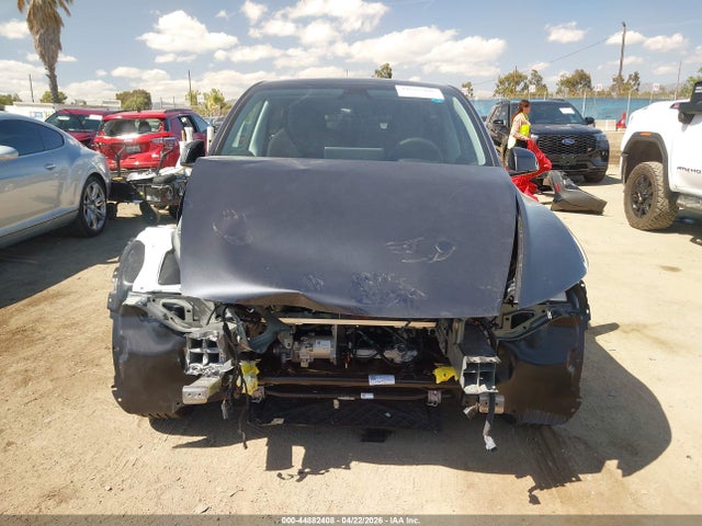 7SAYGDED8TA603057 Tesla Model Y Premium Rear-wheel Drive/standard Rear-wheel Drive