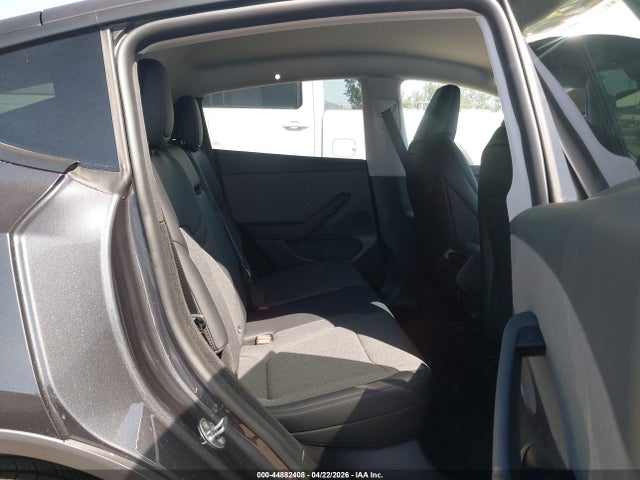 7SAYGDED8TA603057 Tesla Model Y Premium Rear-wheel Drive/standard Rear-wheel Drive